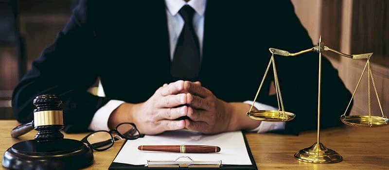 Податковий адвокат