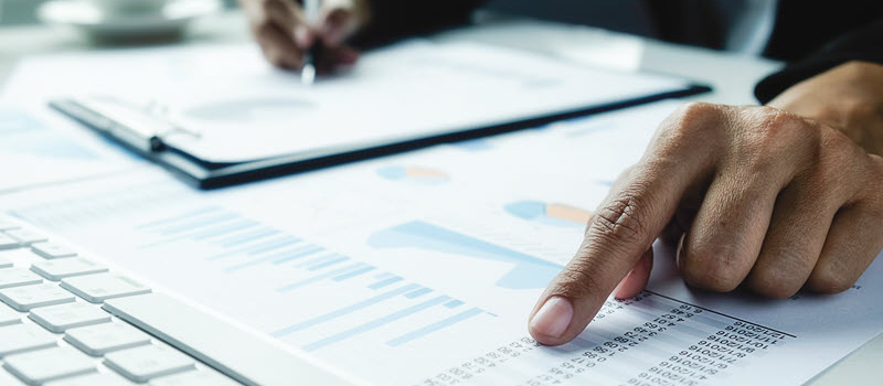 Адвокат у господарських справах