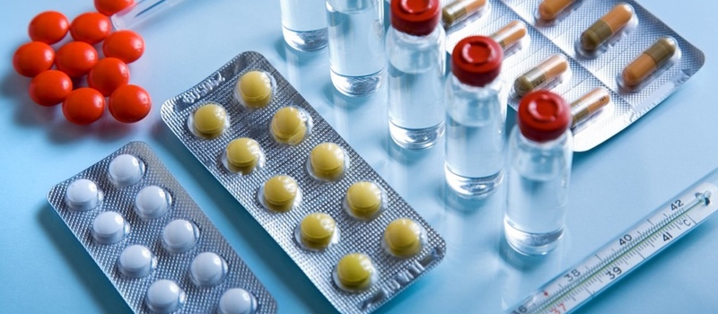 Лекарственные средства, медицинские изделия и оборудование: учет приобретения и списания